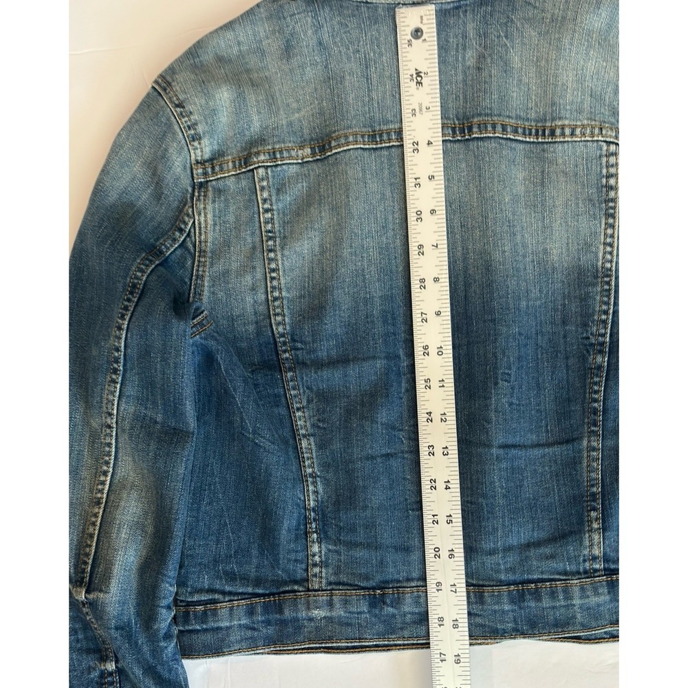 Joe Fresh Womens Denim Jacket Medium Wash Blue Trucker Jean Coat Size Large - Picture 12 of 13